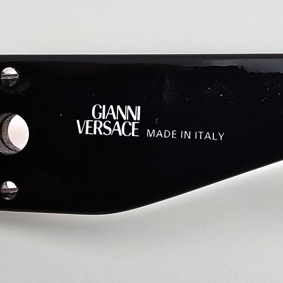 Versace Mod. 395 Col. 852 Black Frame Grey Lens Sunglasses Italy 54-17-137